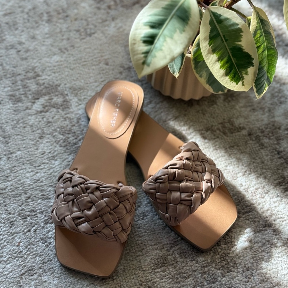 NWT Marc Fisher Brown Woven Slide Sandals